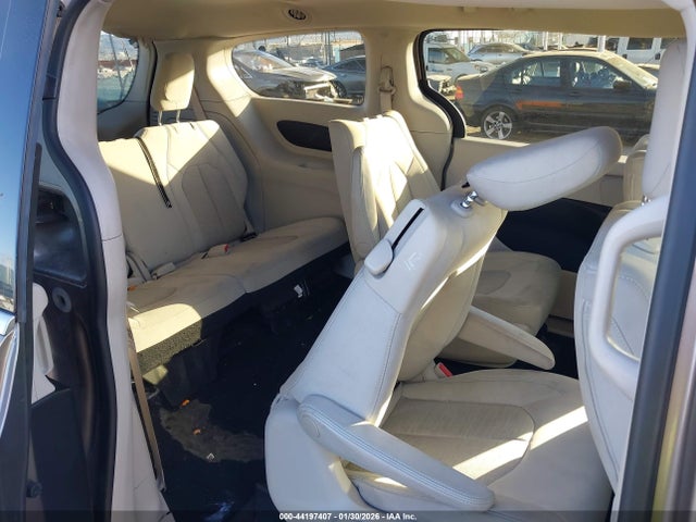 Aukcja sprzedaży 2018 Chrysler Pacifica Hybrid Touring Plus, vin: 2C4RC1H73JR126947, numer aukcji: 44197407