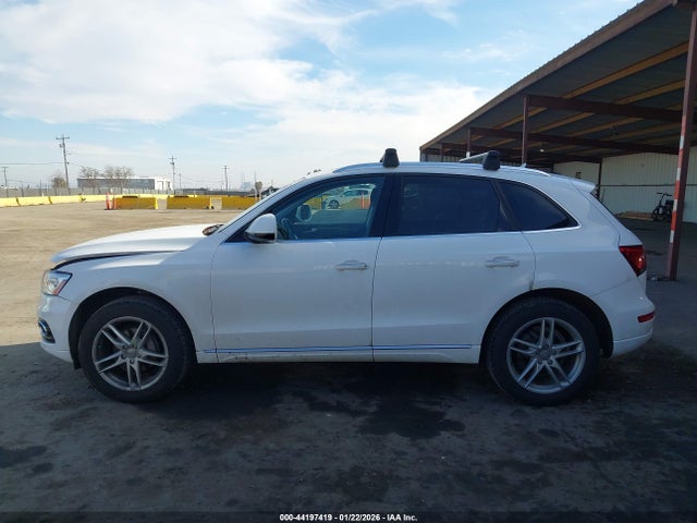 WA1C2AFP6HA065131 Audi Q5 2.0t Premium