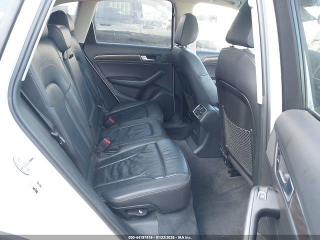 WA1C2AFP6HA065131 Audi Q5 2.0t Premium