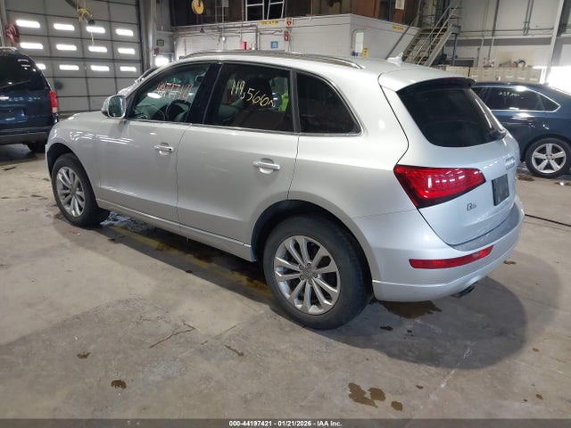 WA1CFAFP2EA084193 Audi Q5 2.0t Premium