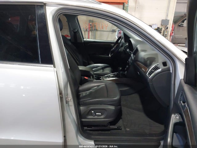 WA1CFAFP2EA084193 Audi Q5 2.0t Premium