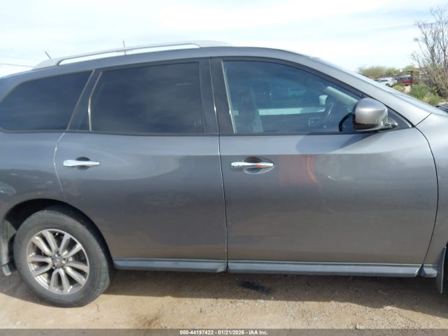 5N1AR2MN2GC642204 Nissan Pathfinder Sv