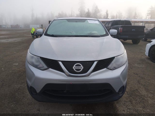 JN1BJ1CR8KW334818 Nissan Rogue Sport S