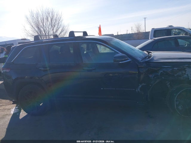 1C4RJHBG2PC523624 Jeep Grand Cherokee Limited 4x4