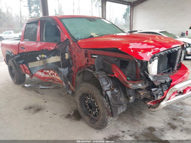 2013 RAM 1500 1C6RR7KT4DS651694