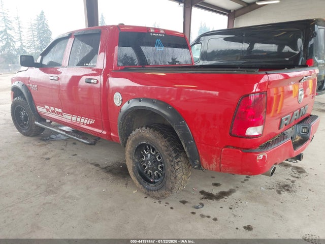 2013 RAM 1500 1C6RR7KT4DS651694 Photo 2