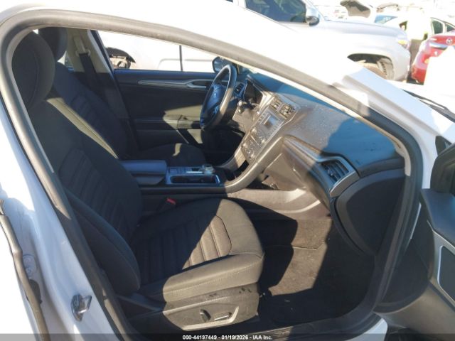 2018 FORD FUSION HYBRID 3FA6P0LU8JR207277 Photo 4