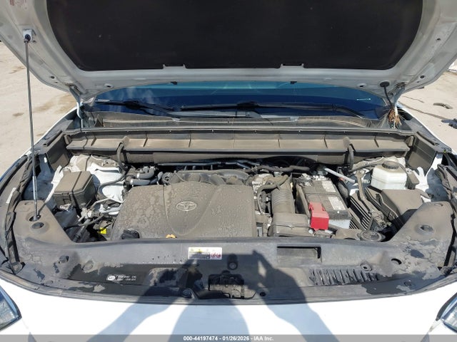 Toyota Highlander L 2021 5TDCZRAH1MS070198 Image 10