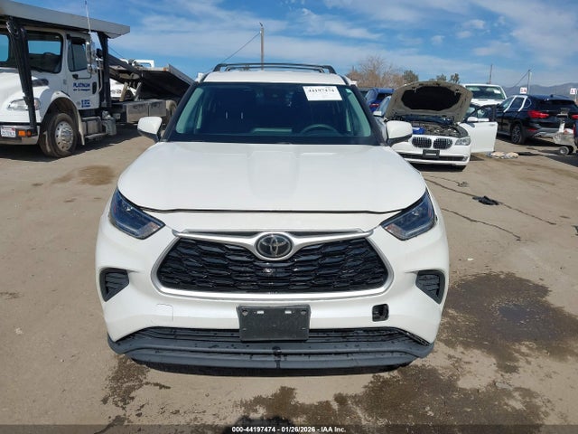 Toyota Highlander L 2021 5TDCZRAH1MS070198 Image 12
