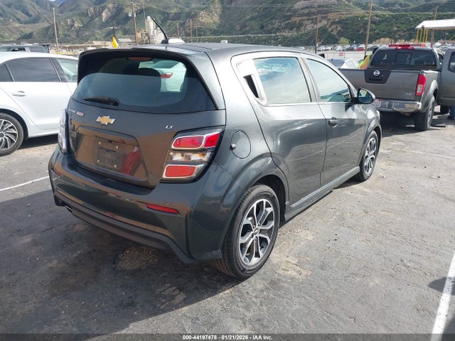 Chevrolet Sonic Lt Auto 2017 1G1JD6SB4H4132489 Image 4