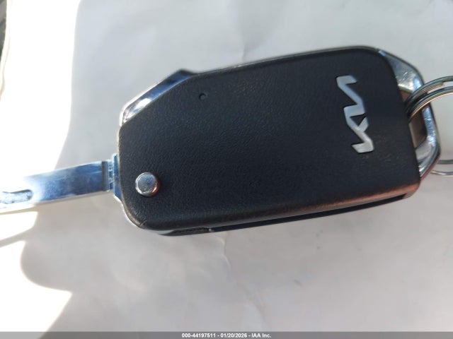 3KPF24AD5NE426021 KIA FORTE FE
