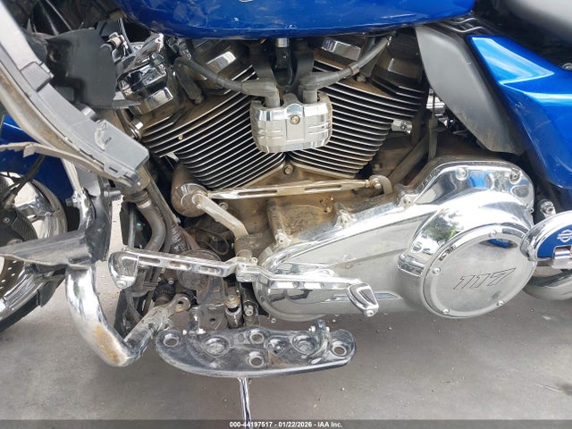 2024 HARLEY-DAVIDSON FLHX 1HD1KB723RB630273 Photo 8