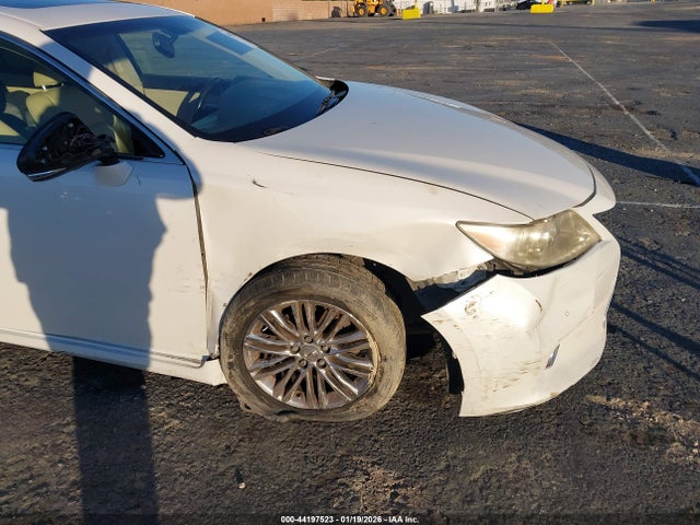 44197523 :رقم المزاد ، JTHBK1GG1D2072801 vin ، 2013 Lexus Es 350 مزاد بيع