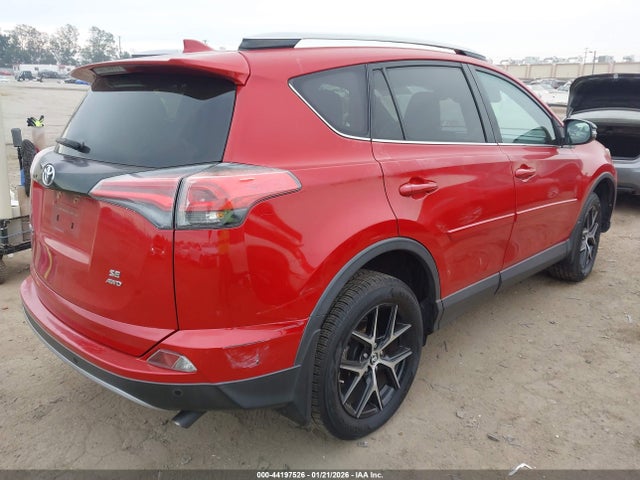 2T3JFREV9HW659391 Toyota RAV4 SE