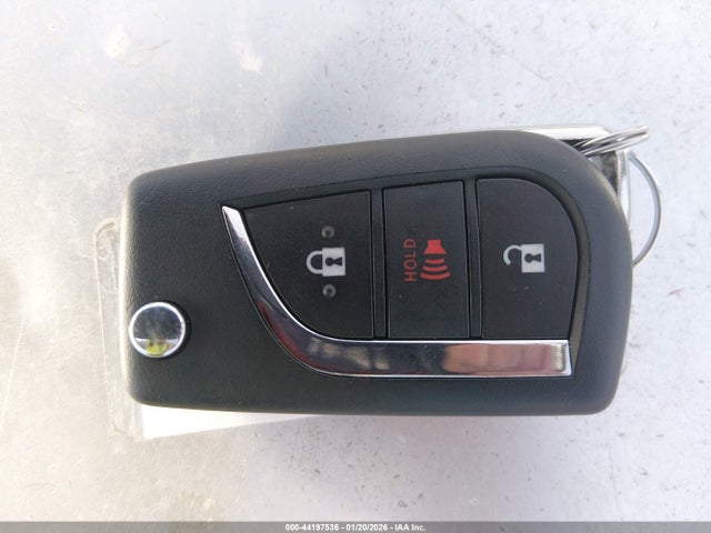 2T3K1RFV2SW374279 Toyota RAV4 LE