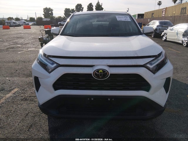 2T3K1RFV2SW374279 Toyota RAV4 LE