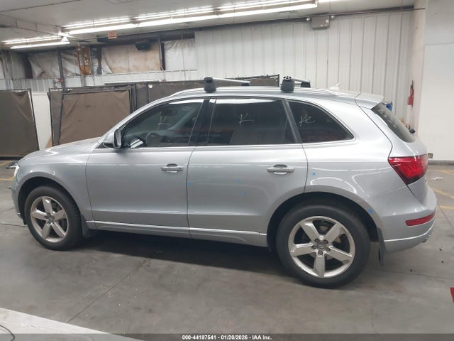 WA1CFAFP1FA068214 Audi Q5 2.0t Premium
