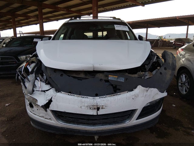1GNKRFKD0HJ303732 Chevrolet Traverse Ls