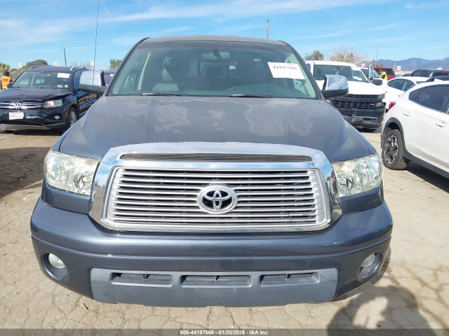 Продажа на аукционе авто 2007 Toyota Tundra Limited 4.7l V8, vin: 5TFRT581X7X008388, номер лота: 44197566