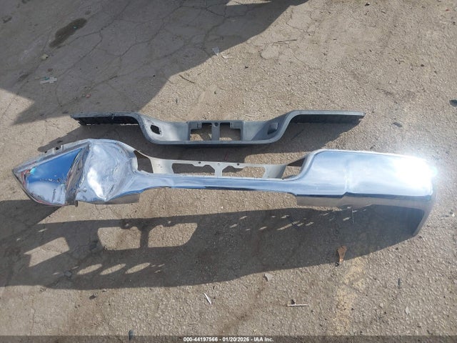 Продажа на аукционе авто 2007 Toyota Tundra Limited 4.7l V8, vin: 5TFRT581X7X008388, номер лота: 44197566