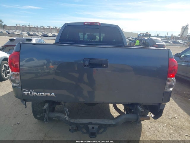 Продажа на аукционе авто 2007 Toyota Tundra Limited 4.7l V8, vin: 5TFRT581X7X008388, номер лота: 44197566