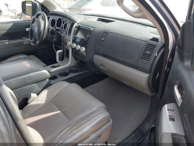 Продажа на аукционе авто 2007 Toyota Tundra Limited 4.7l V8, vin: 5TFRT581X7X008388, номер лота: 44197566