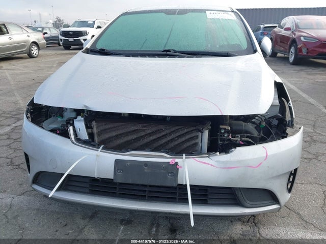 KIA FORTE LX 2017 3KPFK4A73HE098998 Image 6
