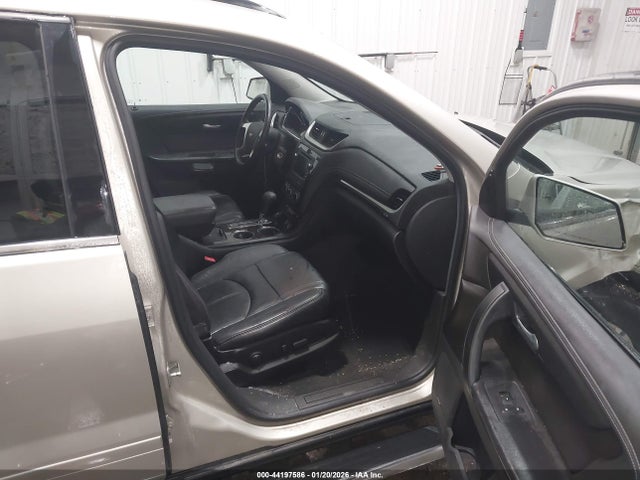 1GNKVHKD3GJ298225 Chevrolet Traverse 2lt