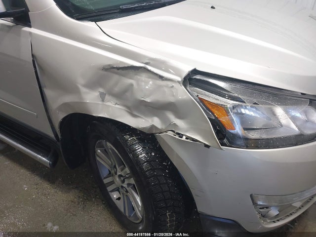 1GNKVHKD3GJ298225 Chevrolet Traverse 2lt