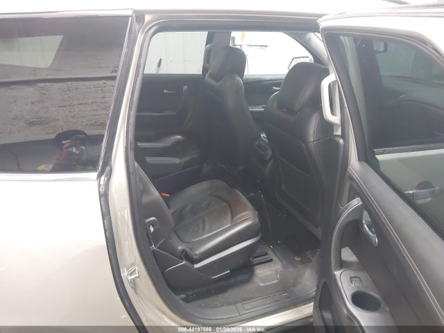 1GNKVHKD3GJ298225 Chevrolet Traverse 2lt