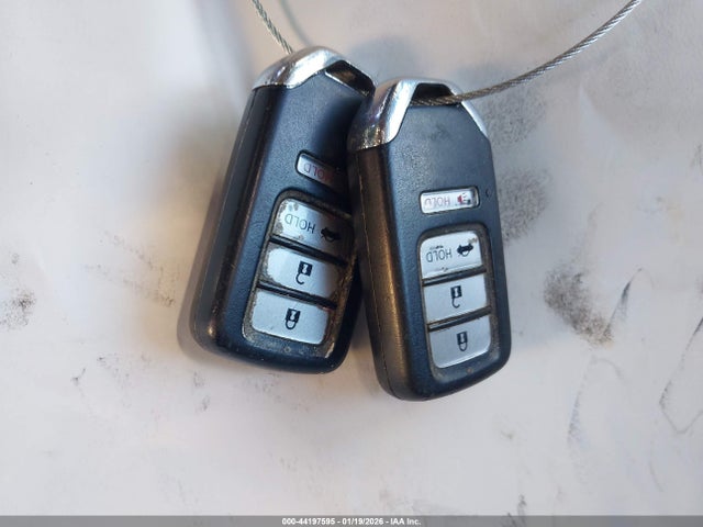 19XZE4F13KE025615 Honda Insight Lx
