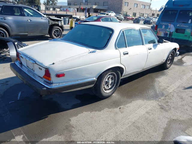 1985 JAGUAR XJ6 SAJAV1340FC398667 Photo 3