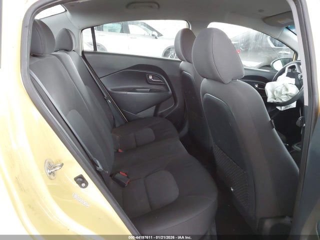 KNADM4A37G6611556 KIA RIO LX