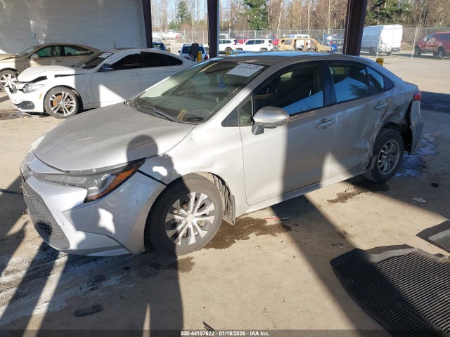 JTDEAMDE3NJ040817 Toyota Corolla Hybrid Le