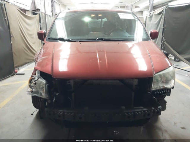 2C4RDGCG8ER404965 Dodge Grand Caravan Sxt