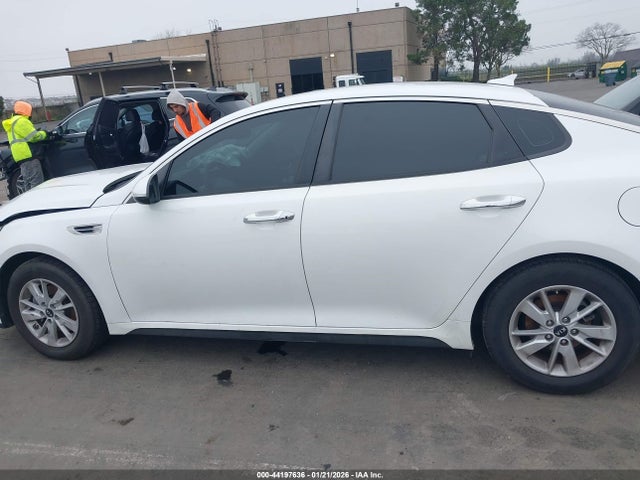 KNAGT4L35G5070896 KIA Optima Lx