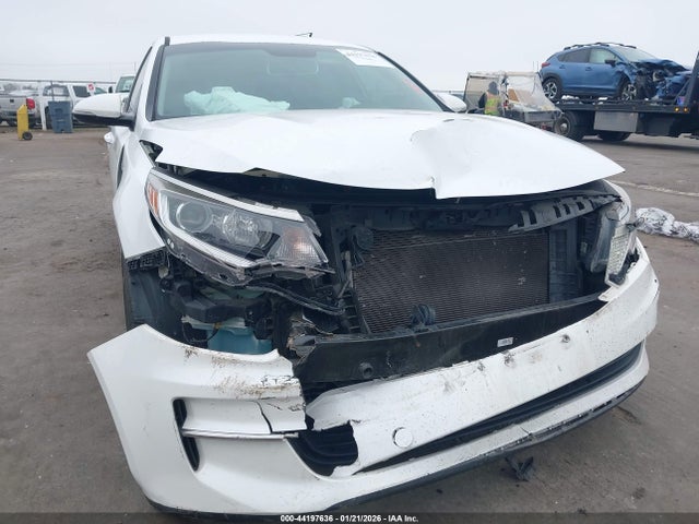 KNAGT4L35G5070896 KIA Optima Lx