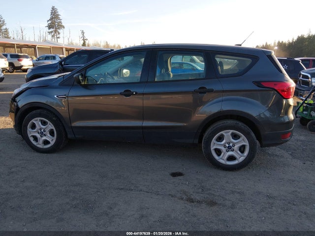 1FMCU0F75KUA11752 Ford ESCAPE S