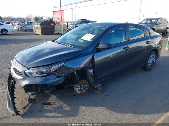 3KPF24AD6ME313595 KIA FORTE FE