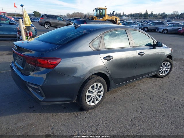 3KPF24AD6ME313595 KIA FORTE FE