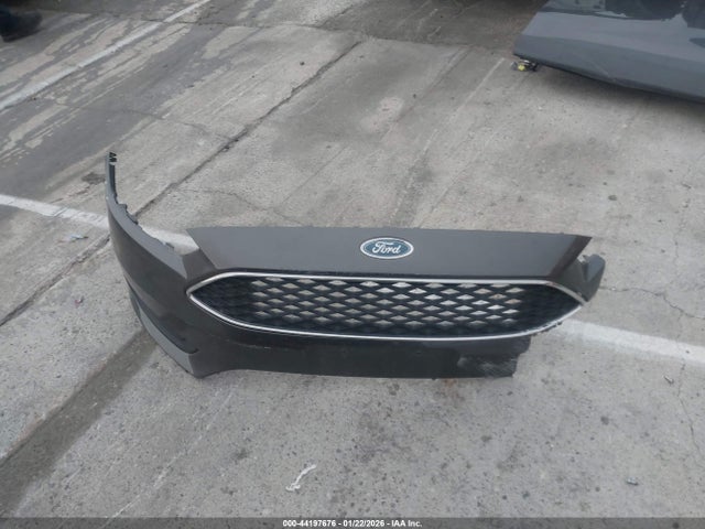 1FADP3F21JL251073 Ford FOCUS SE