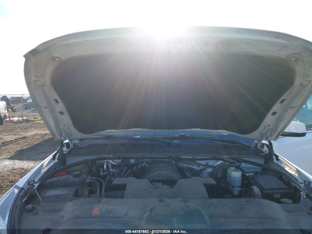 1GKS2BKC1JR215183 GMC YUKON SLT