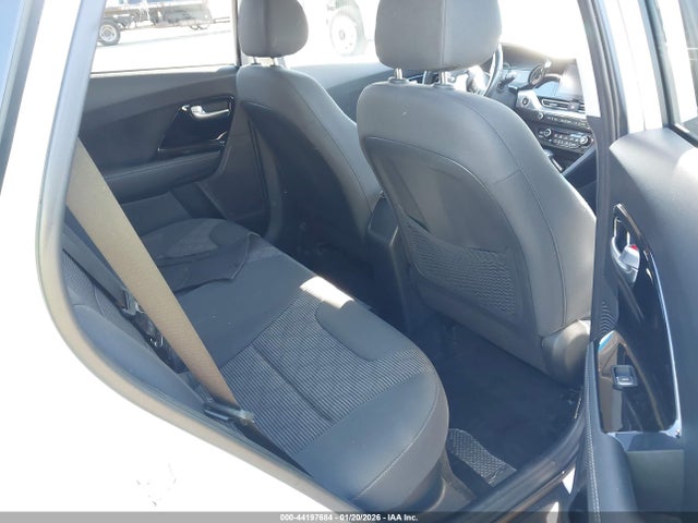 2022 KIA NIRO KNDCB3LC5N5527699 Photo 7