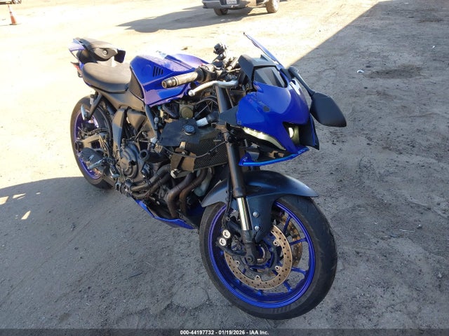 2022 YAMAHA YZFR7 JYARM38Y9NA000793
