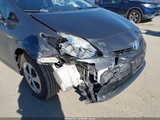 Toyota Prius Four 2015 JTDKN3DU5F0471630 Image 6
