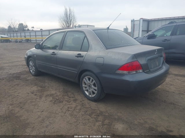 2005 MITSUBISHI LANCER JA3AJ26E55U014040 Photo 2