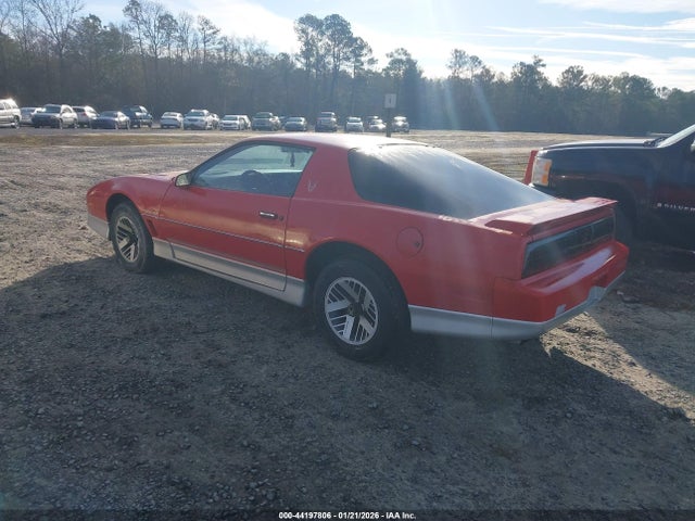1985 PONTIAC FIREBIRD 1G2FW87H8FL647938 Photo 2