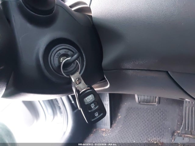 Aukcja sprzedaży 2016 Hyundai Elantra Se, vin: 5NPDH4AE3GH795800, numer aukcji: 44197812