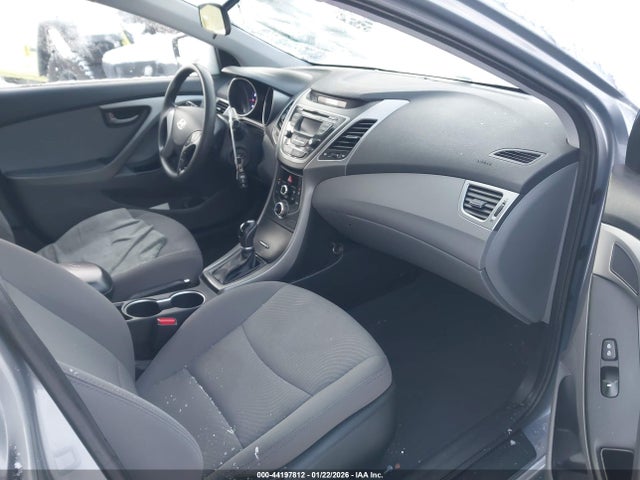 Aukcja sprzedaży 2016 Hyundai Elantra Se, vin: 5NPDH4AE3GH795800, numer aukcji: 44197812