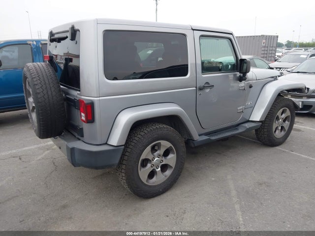 1C4GJWBG6JL925603 Jeep Wrangler Jk Sahara 4x4